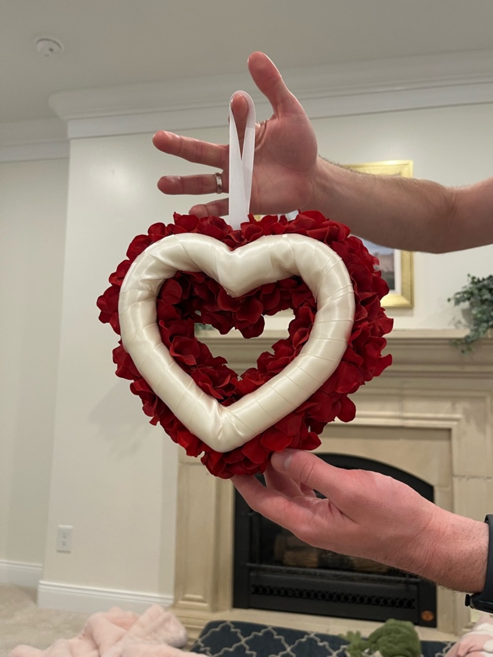 Tiny Red Heart Floral Wreath - Picture 5 of 5